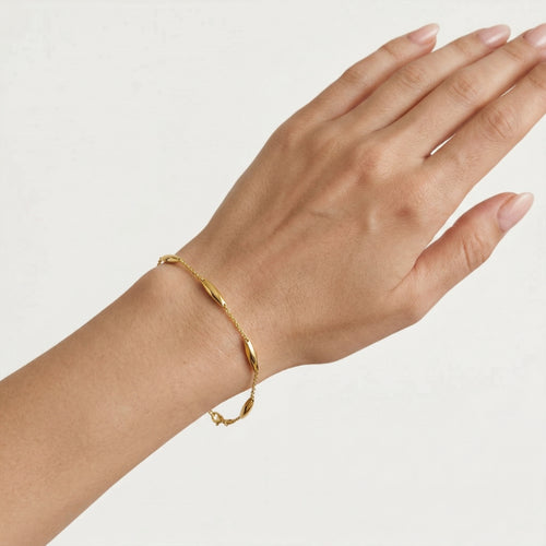 Kettenarmband mit fünf ovalen Gliedern