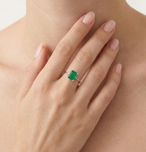 Prsten s Nefritem v emerald brusu