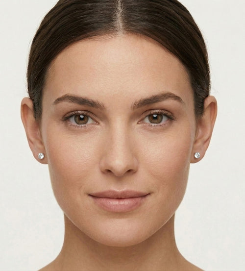 Pendientes clásicos con solitario de cuatro garras