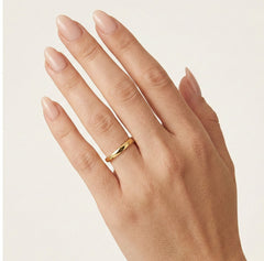Anillo de boda ligero de 2 mm en oro amarillo