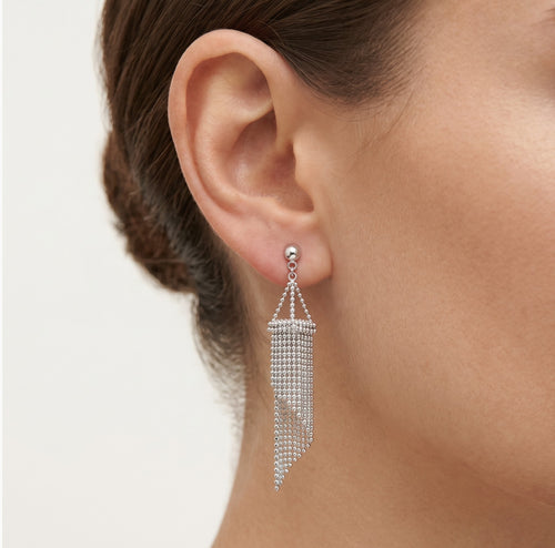 Stilvolle Sterlingsilber-Ohrringe zum Hängen ohne Steinbesatz