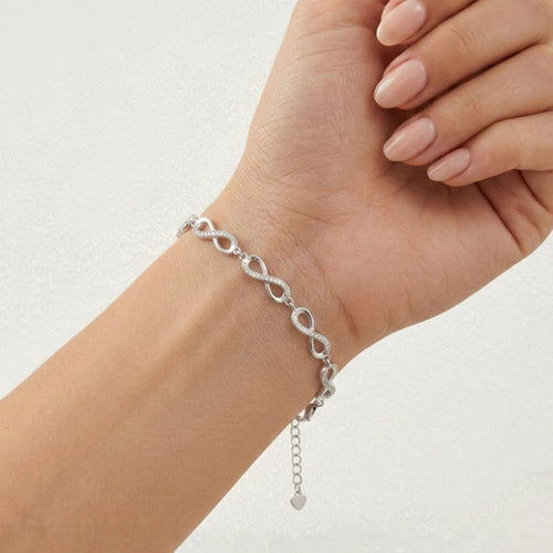 Pulsera de infinito con zirconia y plata de ley