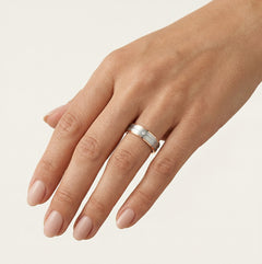 Solitaire Weiß- und Roségold Ehering