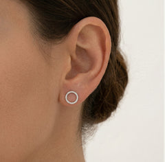 Boucles d'oreilles clous en diamant cercle