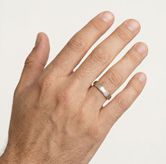 Solitérní snubní prsten z bílého a růžového zlata