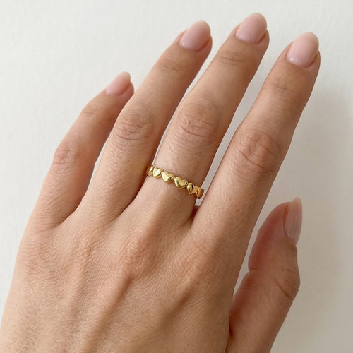 Wunderschöner herzförmiger Ring aus Gelbgold