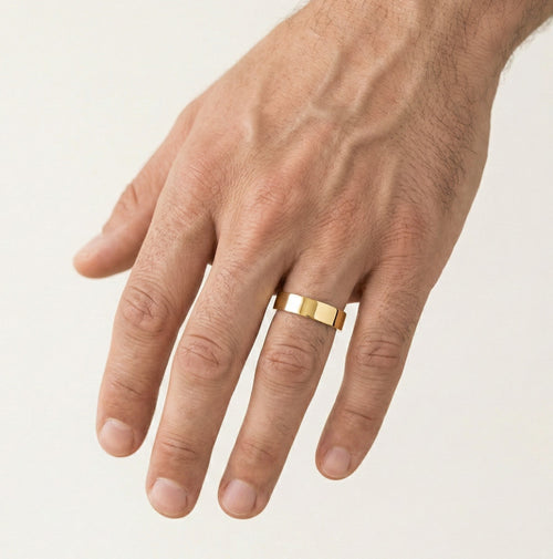 Anillo de boda grueso de 4 mm en oro amarillo