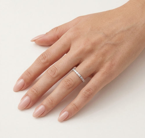 Halber Eternity-Hochzeitsring für Damen