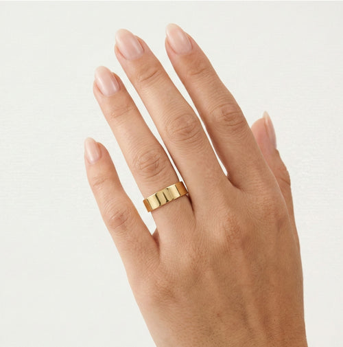 Anillo de boda grueso de 6 mm en oro amarillo