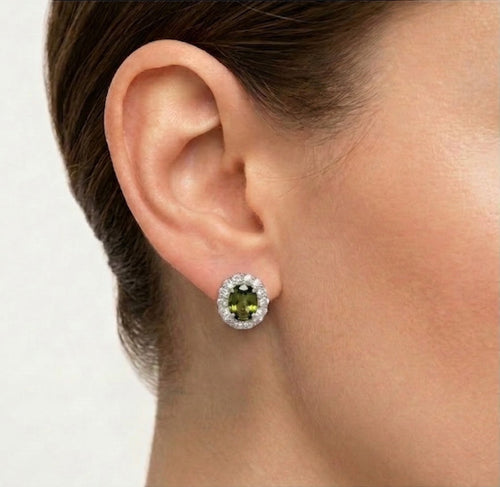 Boucles d'oreilles royal en moldavite