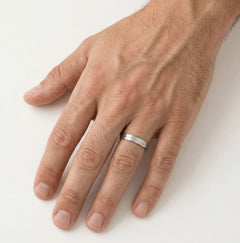 White gold solitaire wedding ring with line