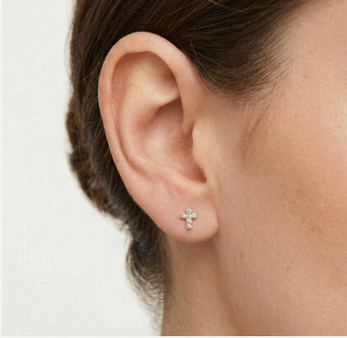 Gelbgoldene Cubic-Zirkonia-Kreuz-Ohrstecker.