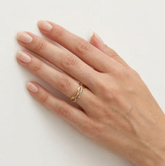 Anillo inspirado en esmeralda
