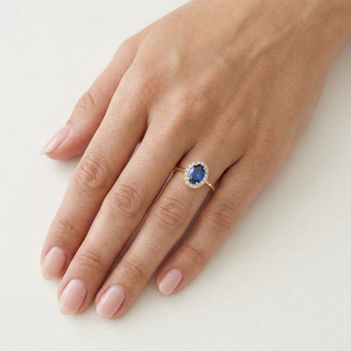 Ovaler blauer Quarz-Goldring