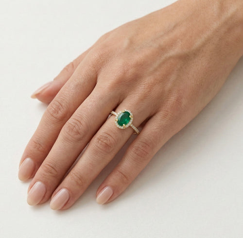 Sanfter königlicher Smaragd-Ring