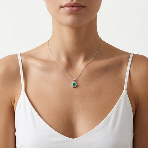 Royalhalskette mit Smaragd und Diamanten