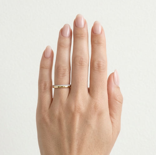 Gelbgold-Bandring mit Zirkonia