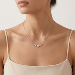 Silver necklace with graduated stars