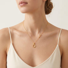 Interesting gold necklace with circle