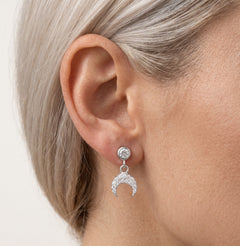 Visací náušnice ve tvaru měsíce