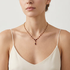 Collar de granate con talla marquesa