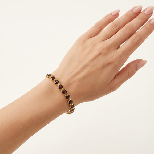 Elegantes Granat-Kissen-Schliff-Armband