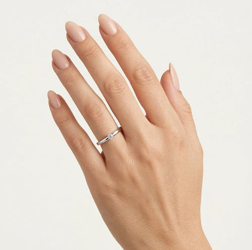 Bague de mariage classique en or blanc