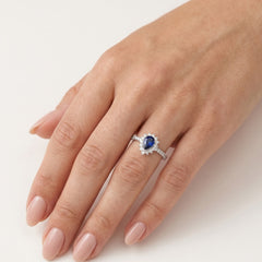 Bague royale en saphir taille poire