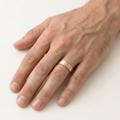 Matný snubní prsten z růžového zlata