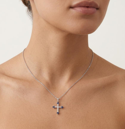 Goldenes Saphirkreuz mit Diamanten