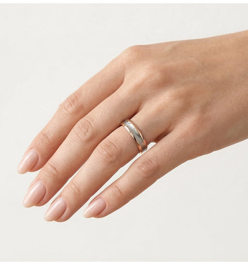 Roségold-Ehering mit Rhodium