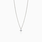 Single delicat diamond necklace