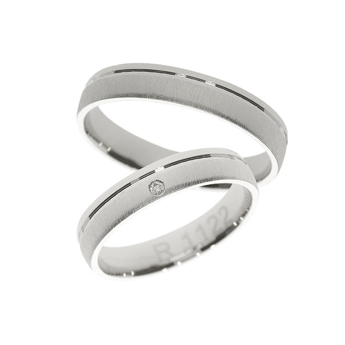 Weißgoldring mit mattiertem und hochglänzendem Finish