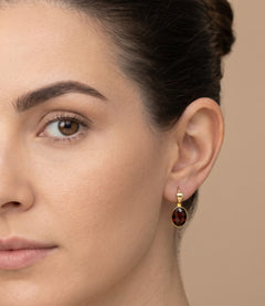 Timeless oval gold drops