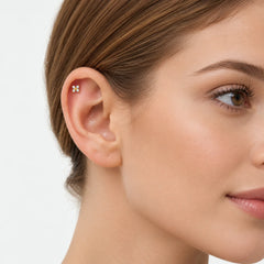 Piercing Do Ucha Ze Žlutého Zlata S Květinou