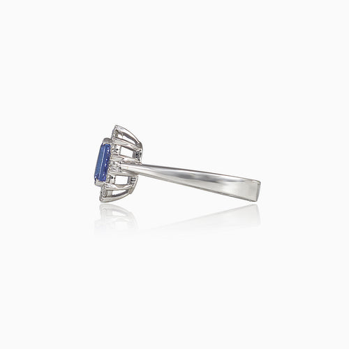 Prsten s tanzanitem a diamanty