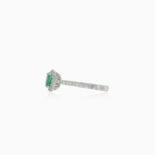 Bague royale en or blanc avec émeraude et diamants