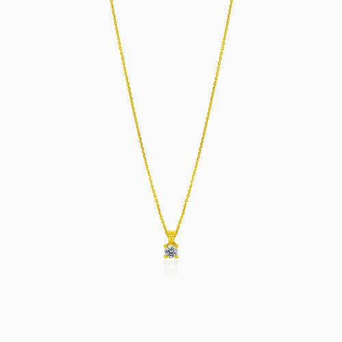 Collar delicado con diamante solitario