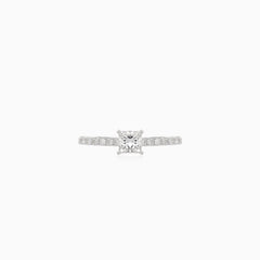 Élégante bague de fiançailles princesse avec diamant taille ronde
