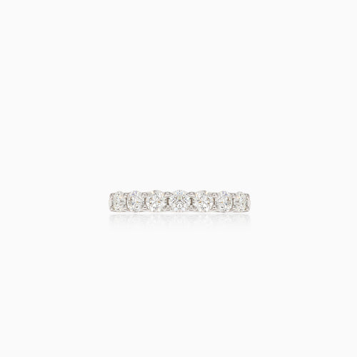 Sparkling white gold ring with diamonds