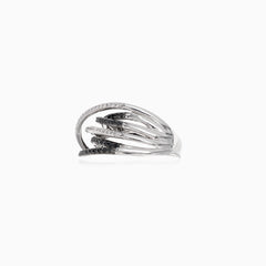Elegant white gold women ring with white and black diamonds