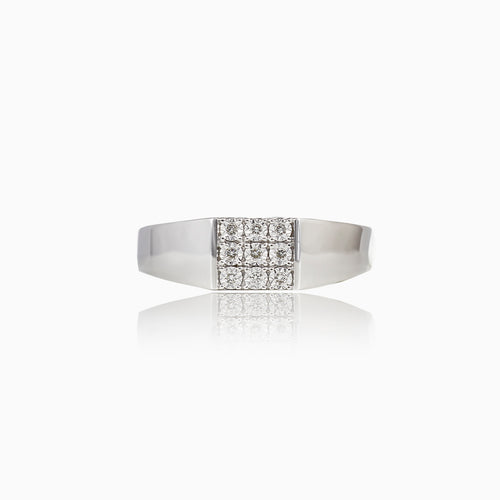 Eleganter Herrenring aus Weißgold mit runden Diamanten