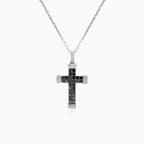 Pendentif croix élégant avec diamants blancs et noirs