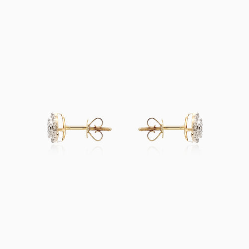 Feine Goldohrringe mit Diamanten