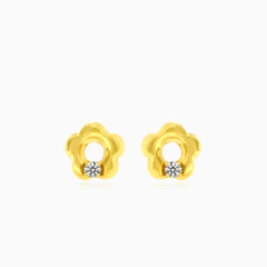 Boucles d'oreilles en or jaune avec fleurs mignonnes et zircon cubique