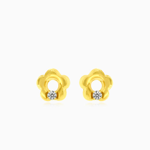 Gelbgoldene, niedliche Blumen-Ohrringe mit Cubic-Zirkonia.