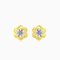 Flower with cubic zirconia in the middle gold earrings