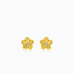 Boucles d’oreilles fleur en or jaune avec zircone cubique