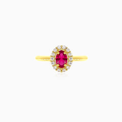 Ring mit rotem Rubin und Zirkonia
