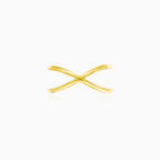 Gelbgoldener Criss-Cross-Ring.